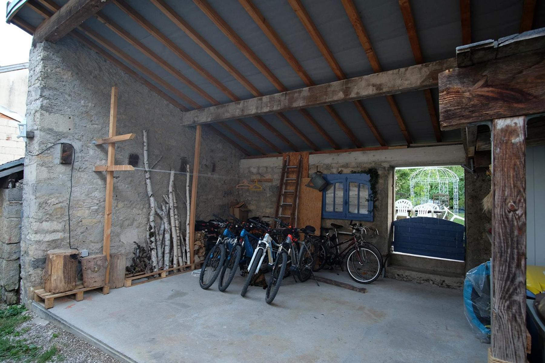 Gite Le Douglas, Vignoble Et Reculees Du Jura - Avec Sauna Lavigny Экстерьер фото