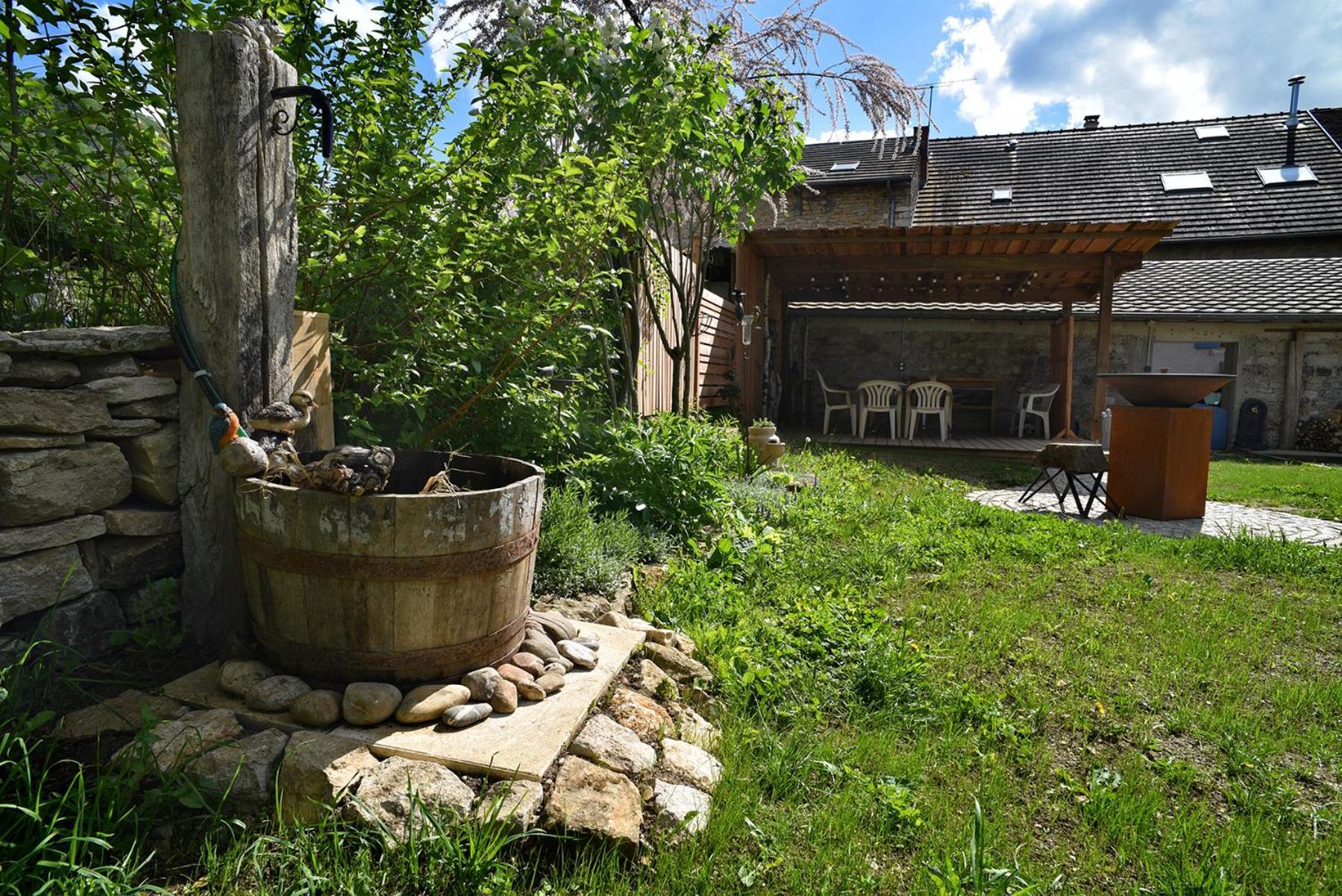 Gite Le Douglas, Vignoble Et Reculees Du Jura - Avec Sauna Lavigny Экстерьер фото